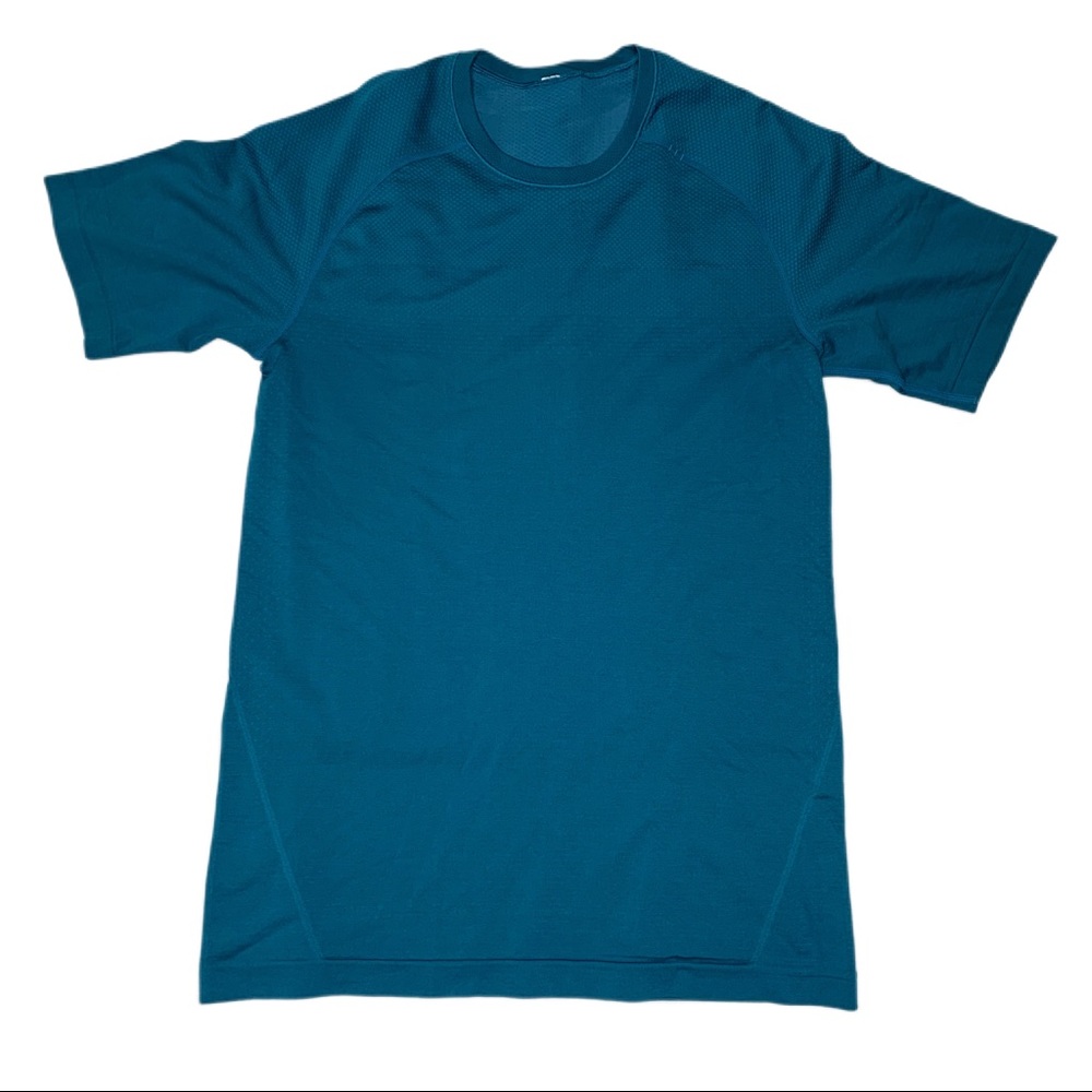 Lululemon Men’s Shirt